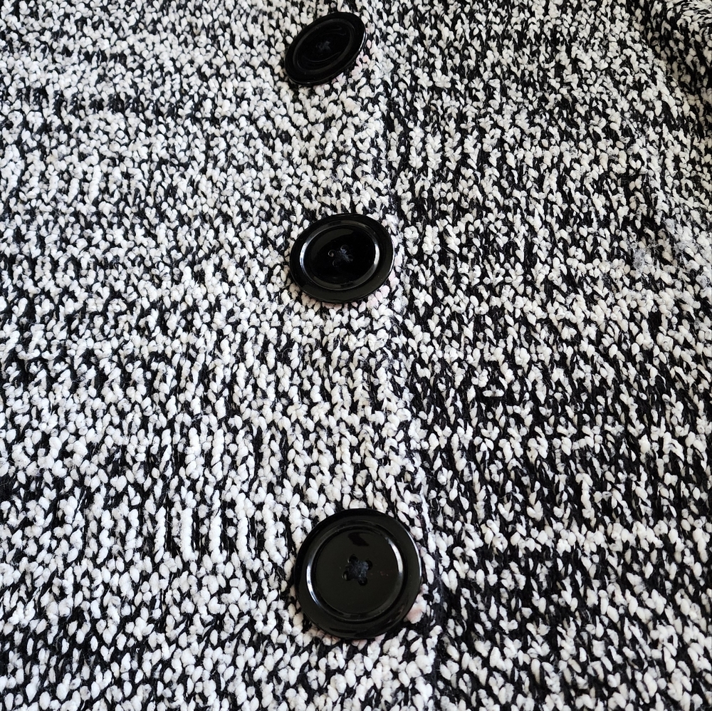 Thick woven coat - Picture 3 of 8